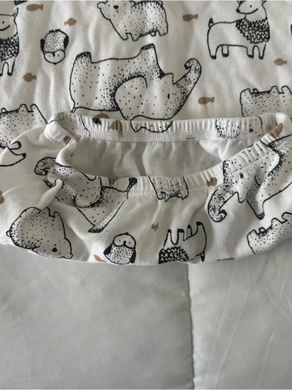 Minicoco Baby 0-3 mo White Nightgown with Black Animal‎ Prints and Tan Accents